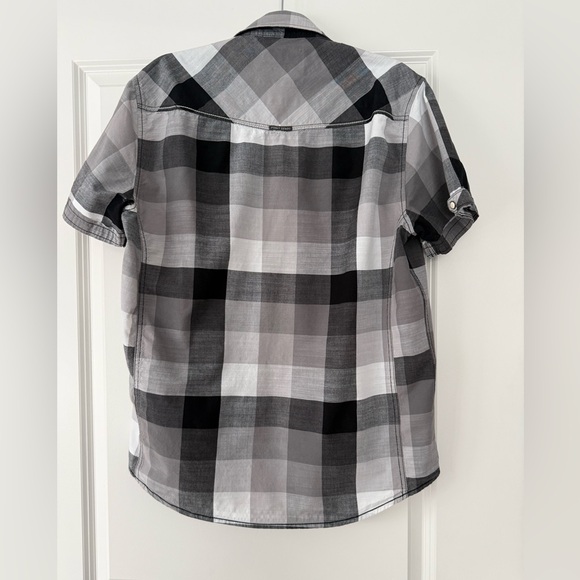 Point Zero Men's Short Sleeve Plaid Button-Down Shirt - Black & Gray - Picture 8 of 9
